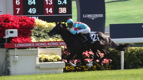 Japanese clean up at Hong Kong International meeting